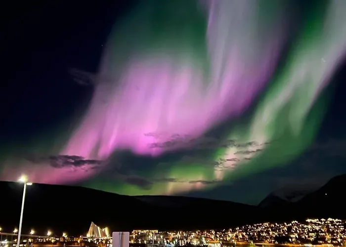 Centrally Located In With Free Parking Tromsø